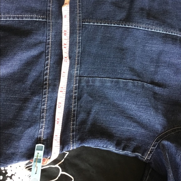 Dress barn Blue denim jacket with black detail,tapered waist like new condition - Picture 7 of 8